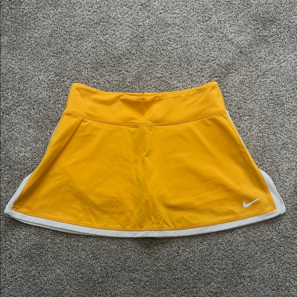 Nike Pants - Nike Women's Gold and White Skort